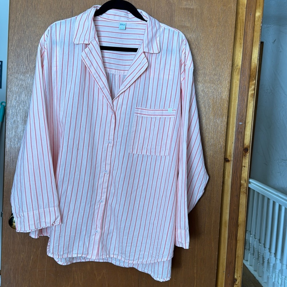 Old Navy button up pink striped pajama top size XL